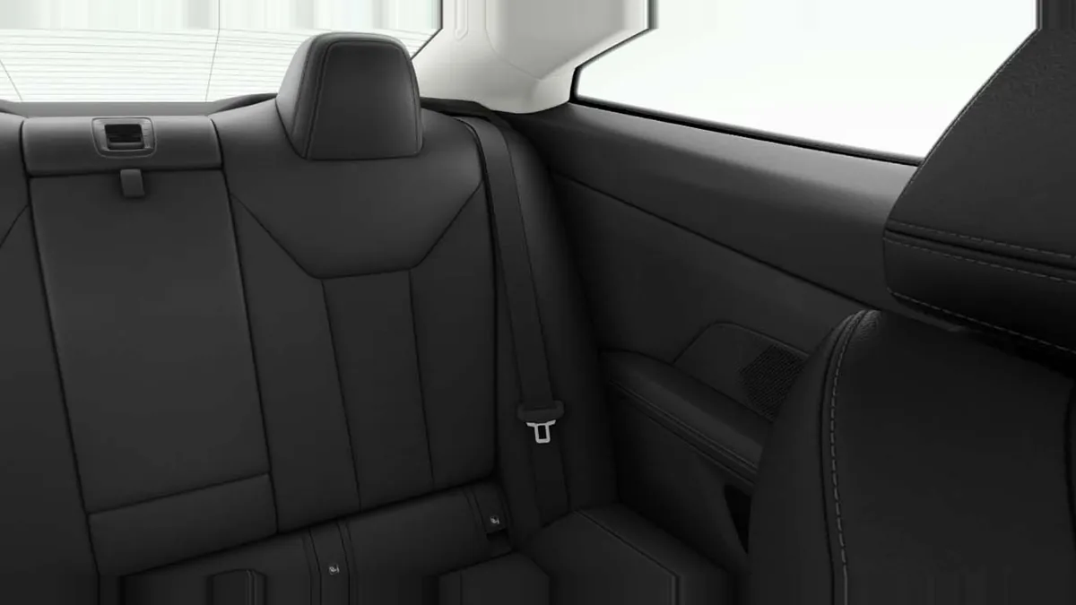 BMW Serie 4 420i Coupé en renting en Zaragoza — Trasera