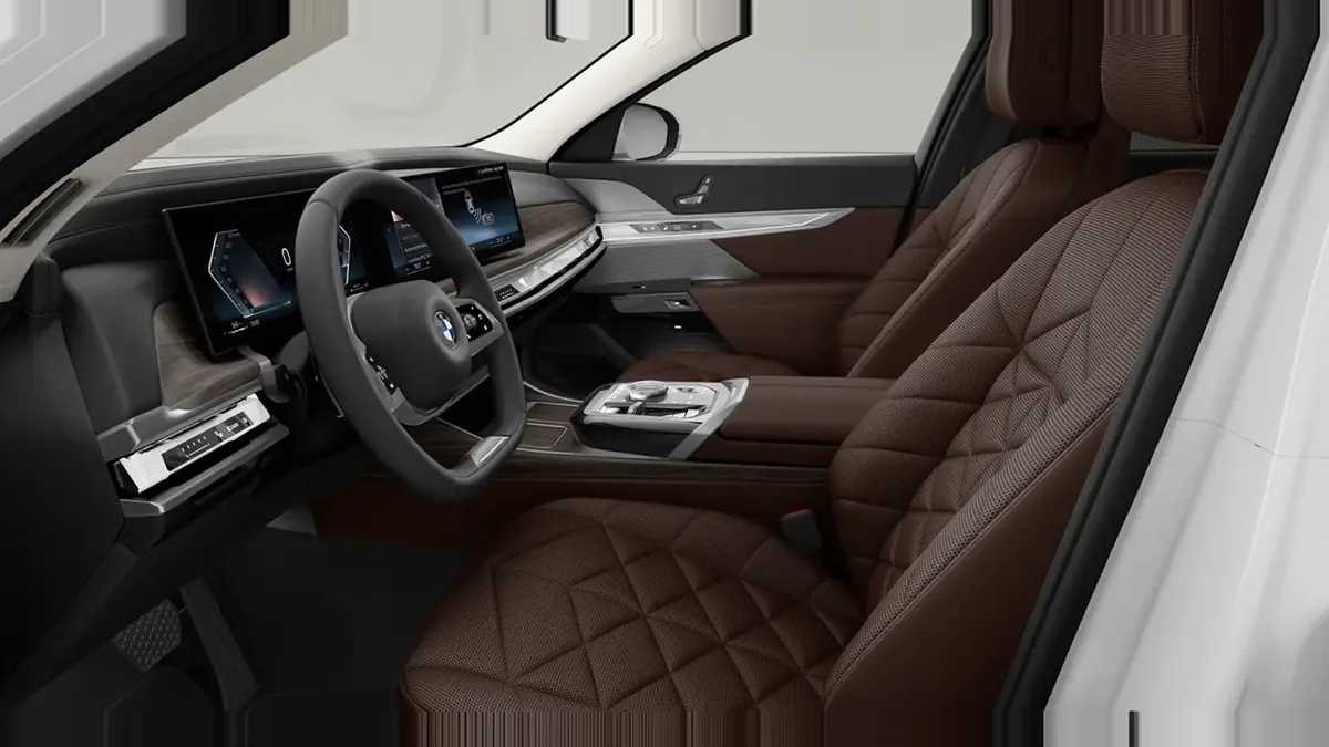 BMW Serie 7 740d xDrive en renting en Zaragoza — Interior