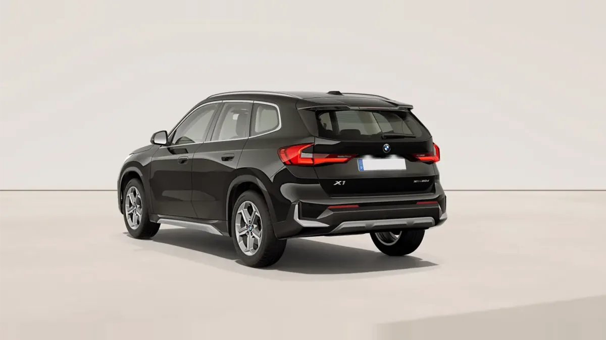 BMW X1 sDrive20d xLine 120kW en renting en Zaragoza — Trasera