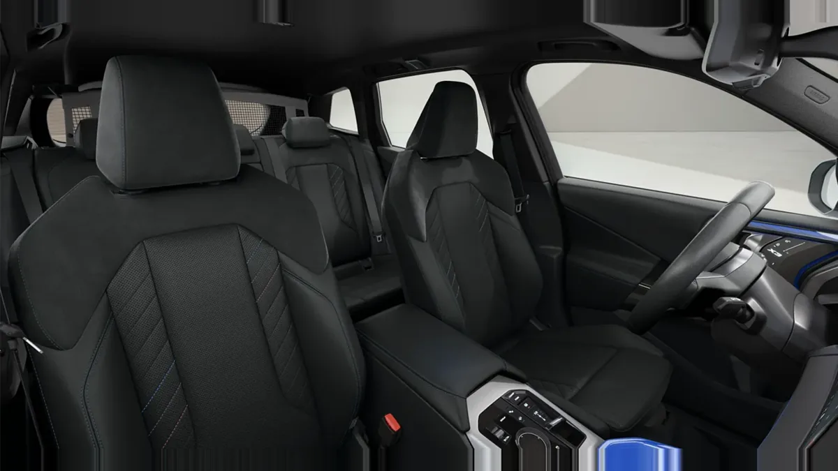BMW X3 30e xDrive en renting en Zaragoza — Interior