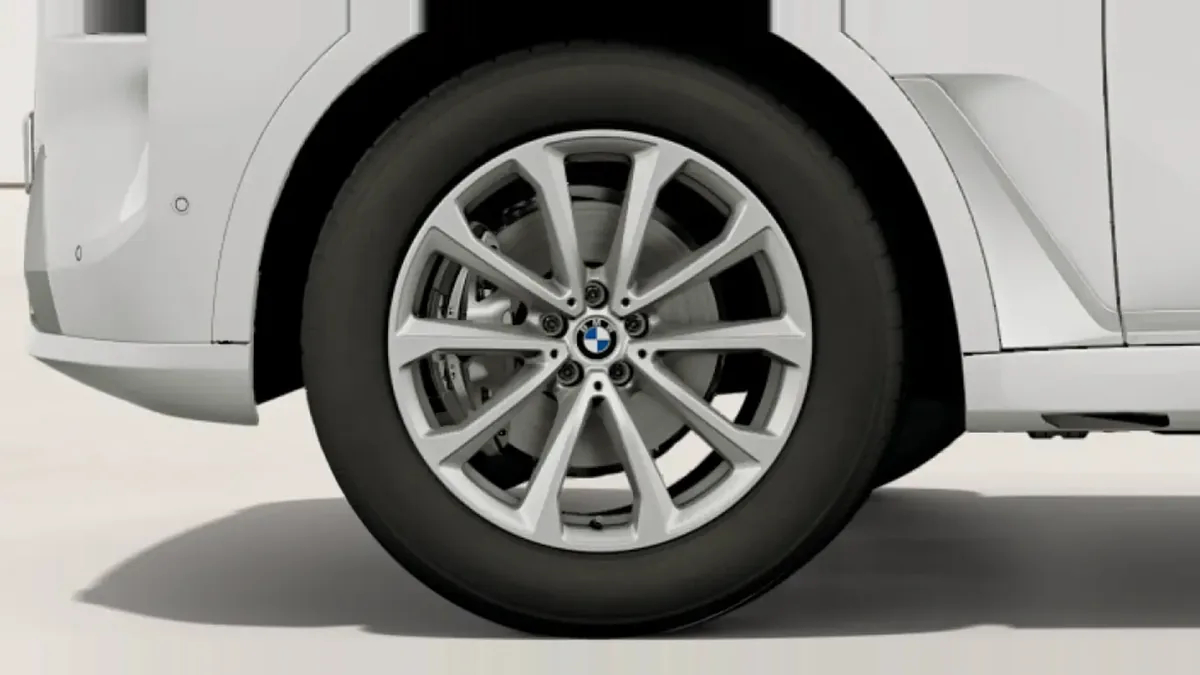 BMW X7 xDrive40i en renting en Zaragoza — vista 6