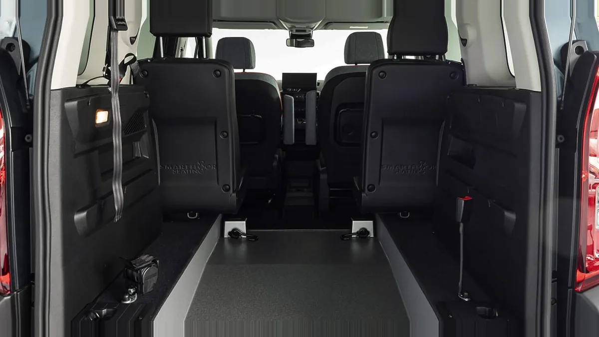 Citroën Berlingo Talla M BlueHDi 100 YOU L1 N1 Adaptado en renting en Zaragoza — Delantera