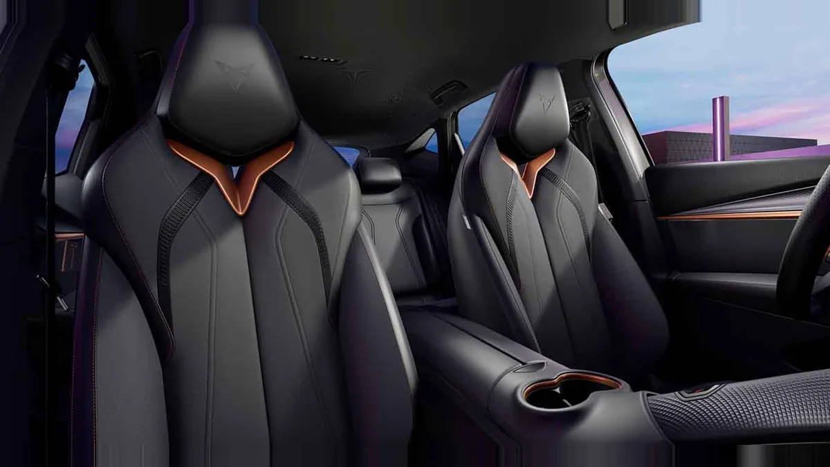 CUPRA Tavascan Endurance First Edition en renting en Zaragoza — Interior