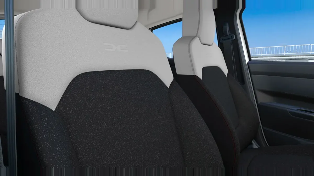 Dacia Spring Expression Electric 33kW (45CV) en renting en Zaragoza — Interior