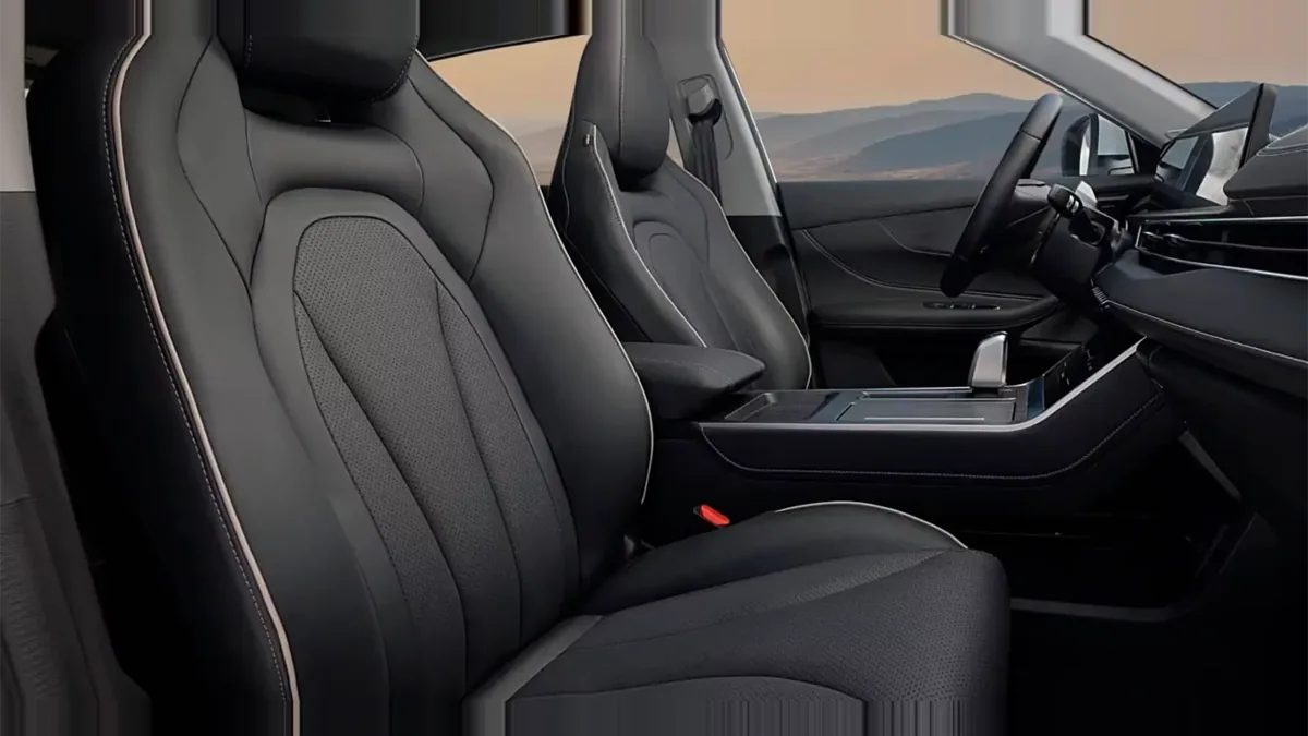 Ebro s400 1.5 DHE HEV Excellent CVT GRY en renting en Zaragoza — vista 6