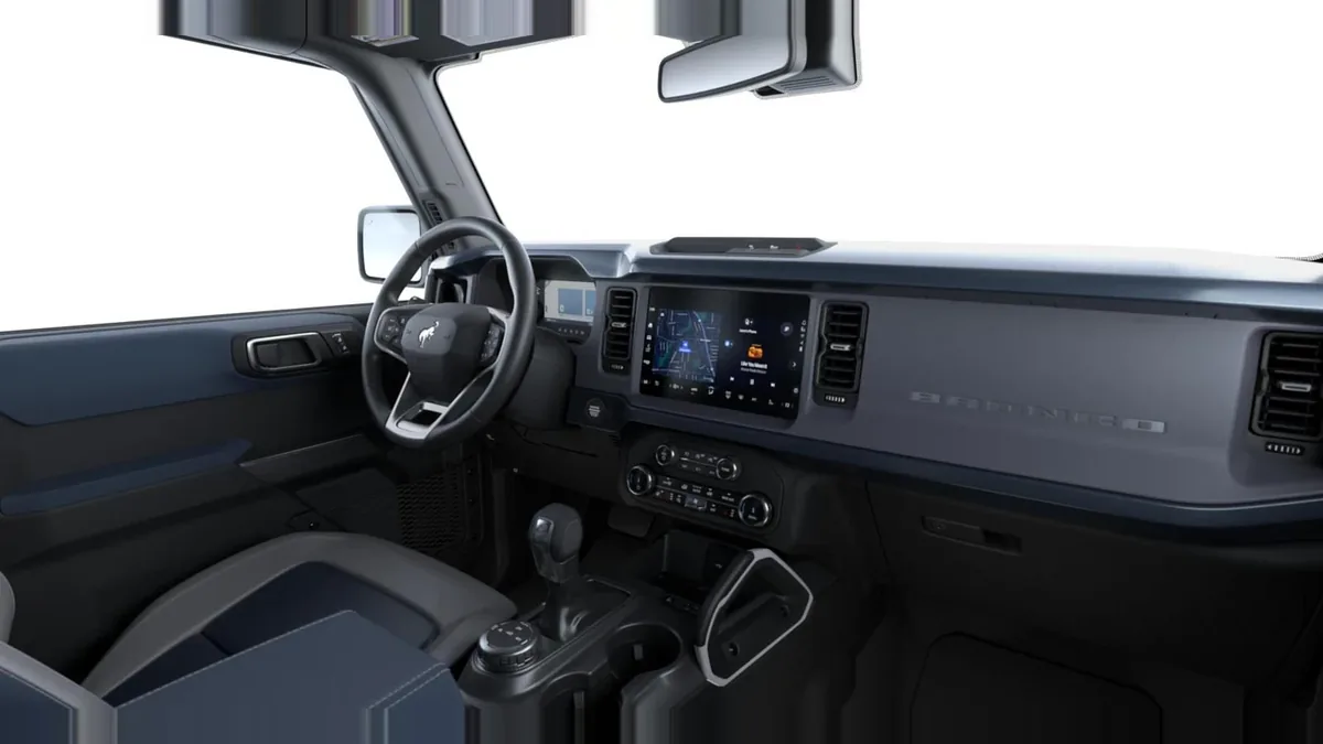 Ford Bronco Outer Banks 2.7 Ecoboost 335CV Automático 4x4 en renting en Zaragoza — Interior