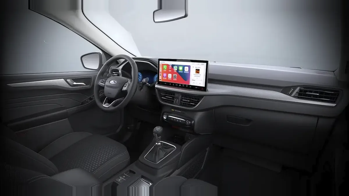 Ford Kuga Titanium 1.5 Ecoboost 150CV II en renting en Zaragoza — Interior