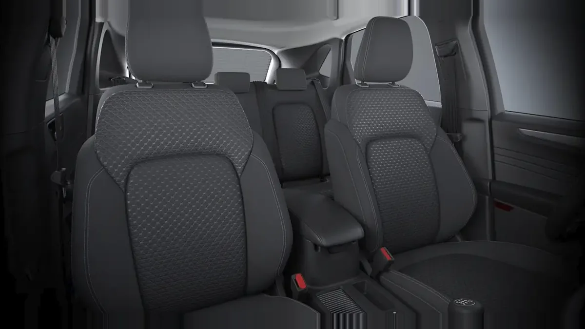 Ford Kuga Titanium 1.5 Ecoboost 150CV II en renting en Zaragoza — vista 6
