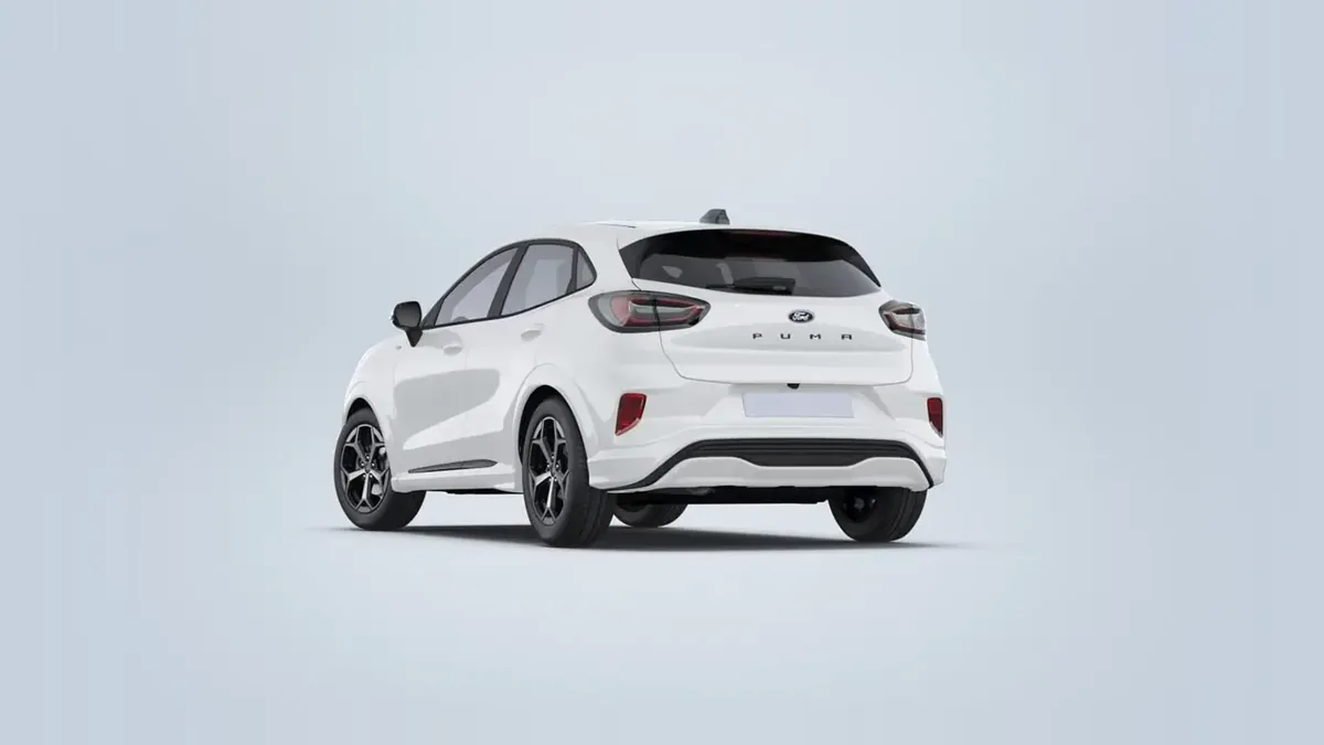 Ford Puma Titanium Ecoboost MHEV 125CV II en renting en Zaragoza — Trasera