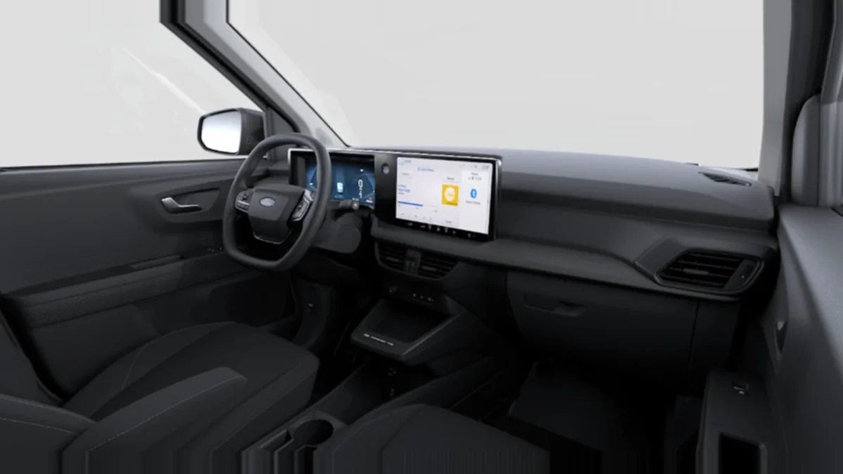 Ford Transit Courier Van Trend BEV 136cv Automática II en renting en Zaragoza — Interior