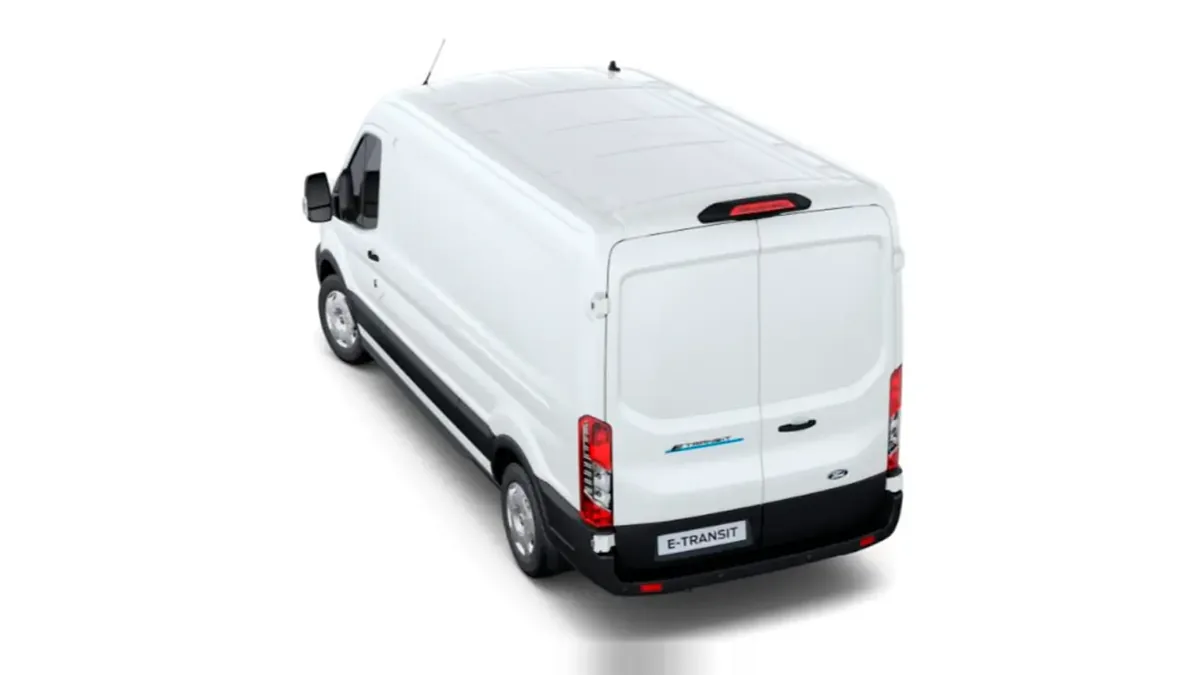 Ford Transit Van 350 L3 BEV Trend 184cv RWD II en renting en Zaragoza — Lateral