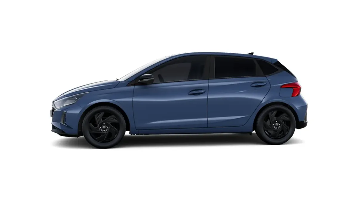 Hyundai i20 1.0T Black Line 90cv MY26 en renting en Zaragoza — Trasera