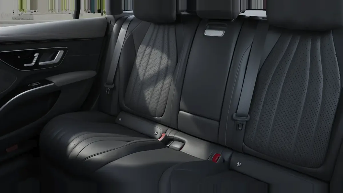 Mercedes-Benz EQS 350 Edition en renting en Zaragoza — vista 6