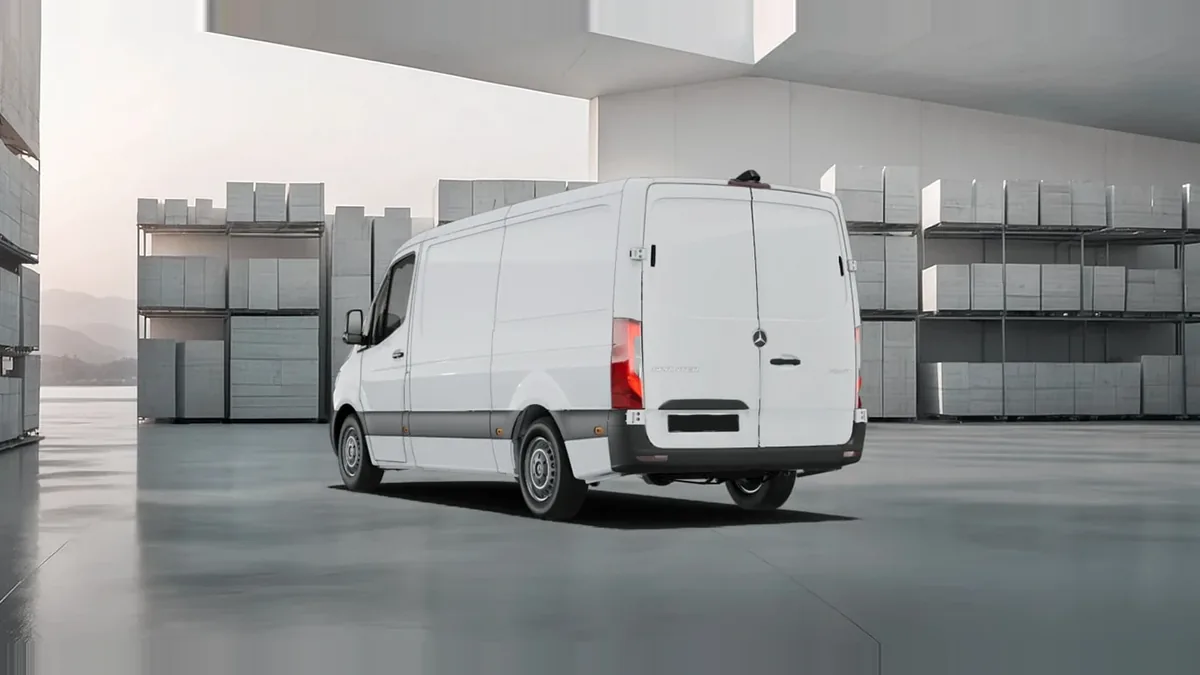 Mercedes-Benz Sprinter 315 CDI Medio Pro en renting en Zaragoza — Trasera