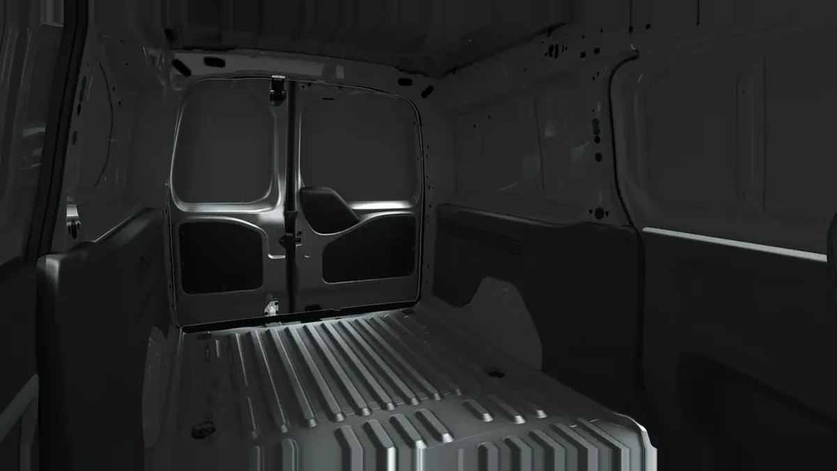 Opel Combo-e Cargo M 800kg en renting en Zaragoza — Interior