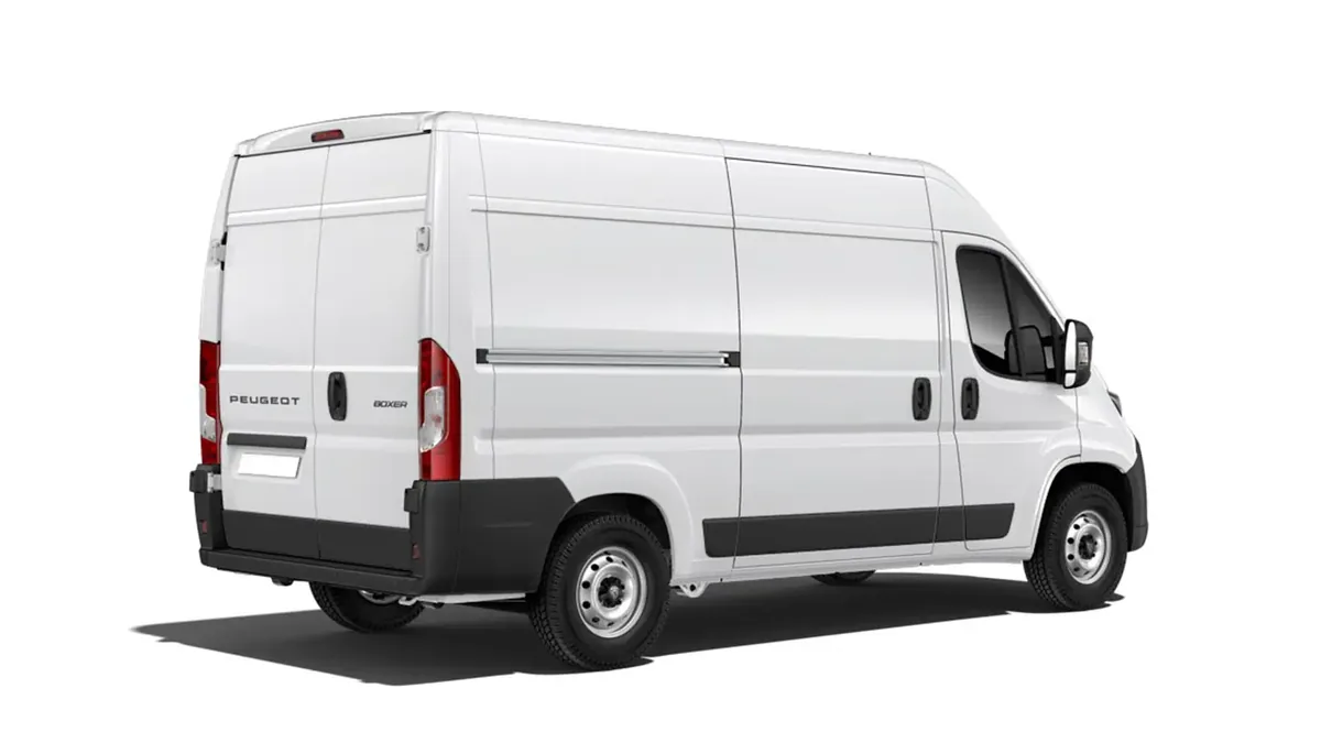 Peugeot Boxer 3.3 L2H2 BHDI 103kW en renting en Zaragoza — Trasera