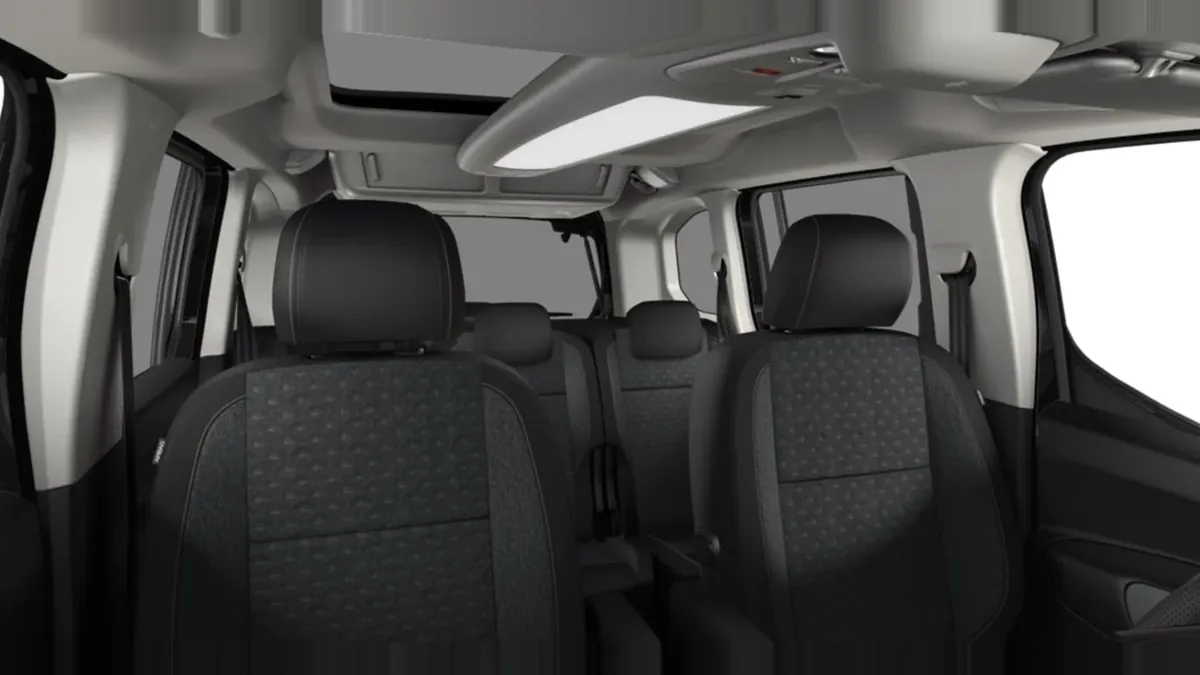 Peugeot Rifter 5P GT BlueHDi 130 EAT8 Standard en renting en Zaragoza — Interior