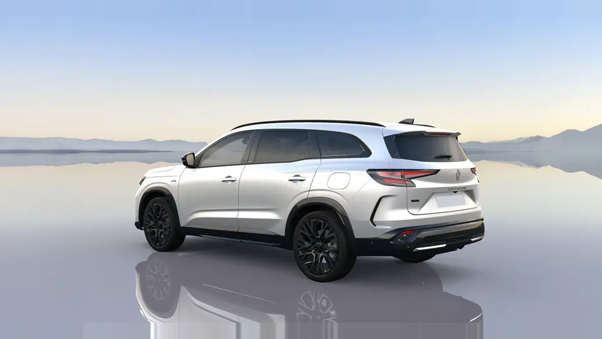 Renault Espace Espirit Alpine Full Hybrid E-Tech 146kW 7p en renting en Zaragoza — Interior