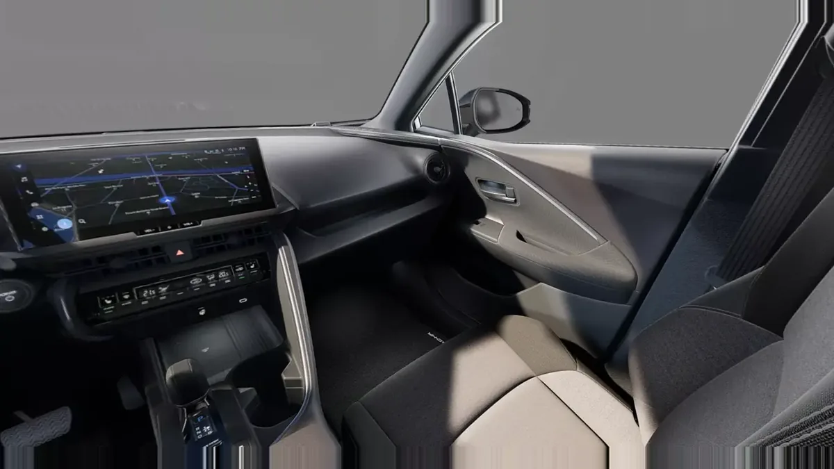 Toyota C-HR Advance Plug-in Hybrid 220 en renting en Zaragoza — vista 6