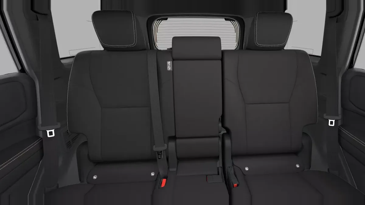 Toyota Land Cruiser 250 Hybrid 48V VX en renting en Zaragoza — vista 7