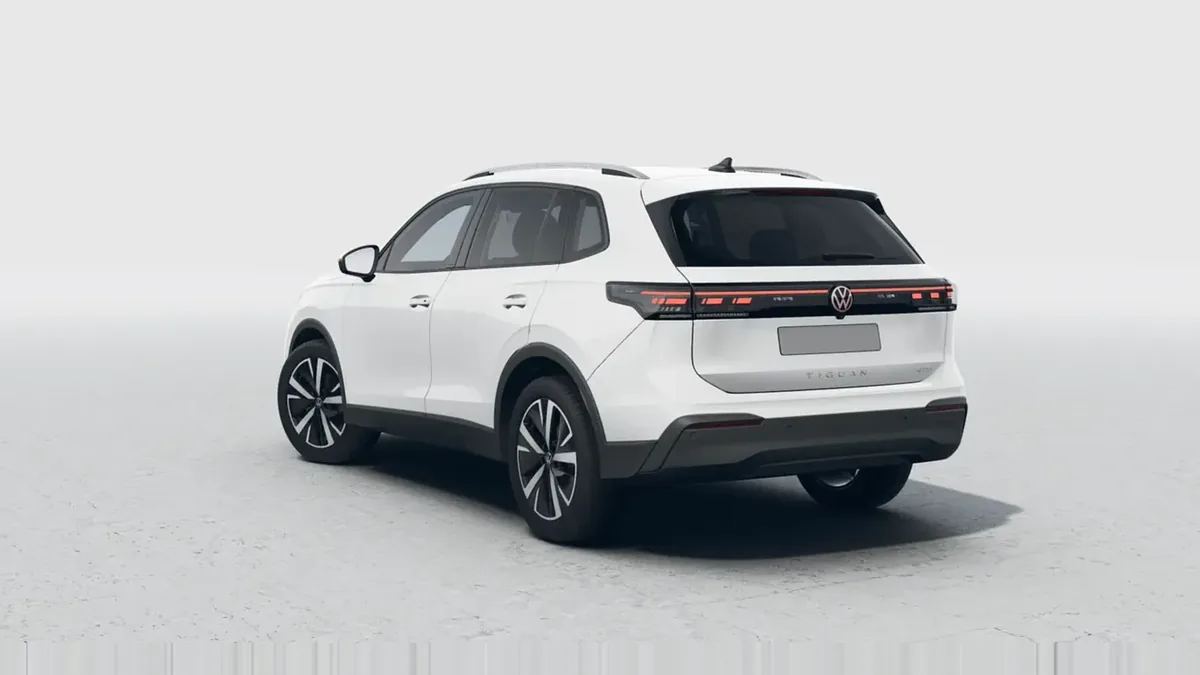 Volkswagen Tiguan "Más" 2.0 TDI DSG en renting en Zaragoza — Interior