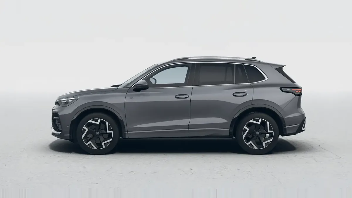Volkswagen Tiguan R-Line 1.5 eTSI 110kW DSG en renting en Zaragoza — Delantera