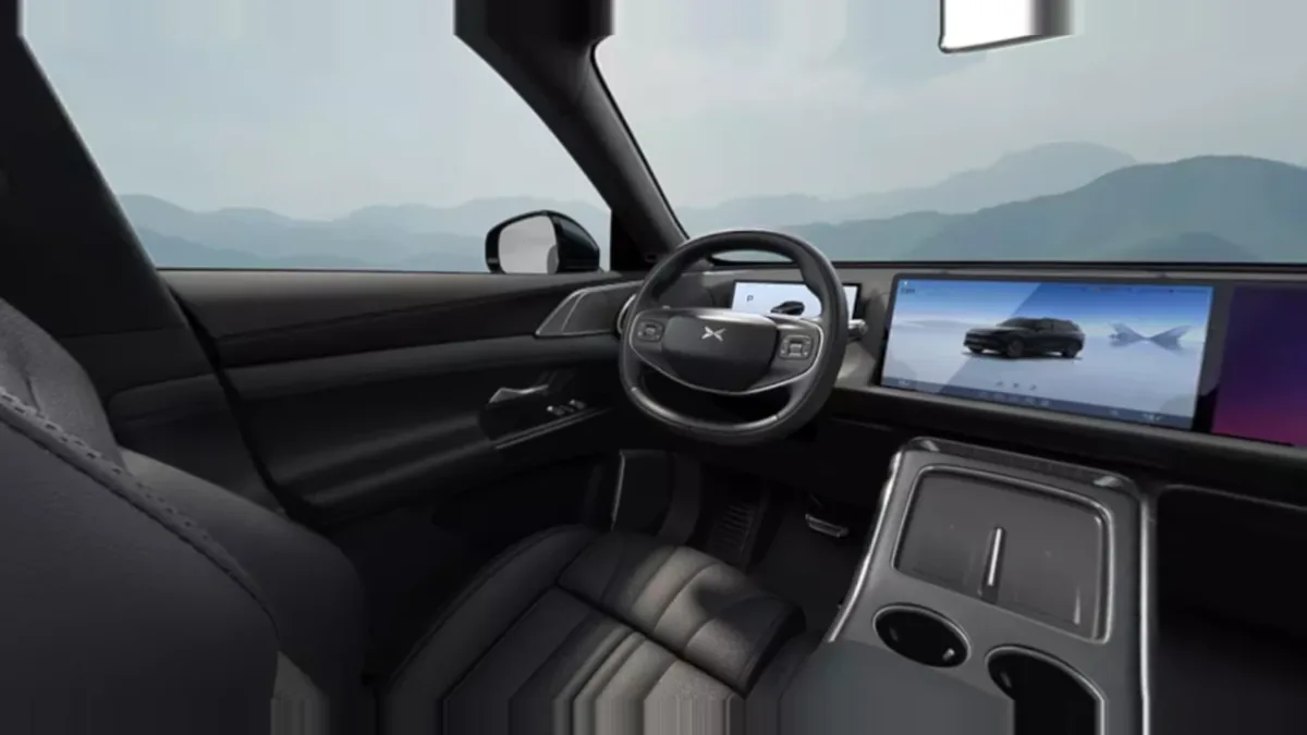 XPENG G9 AWD Performance en renting en Zaragoza — Trasera